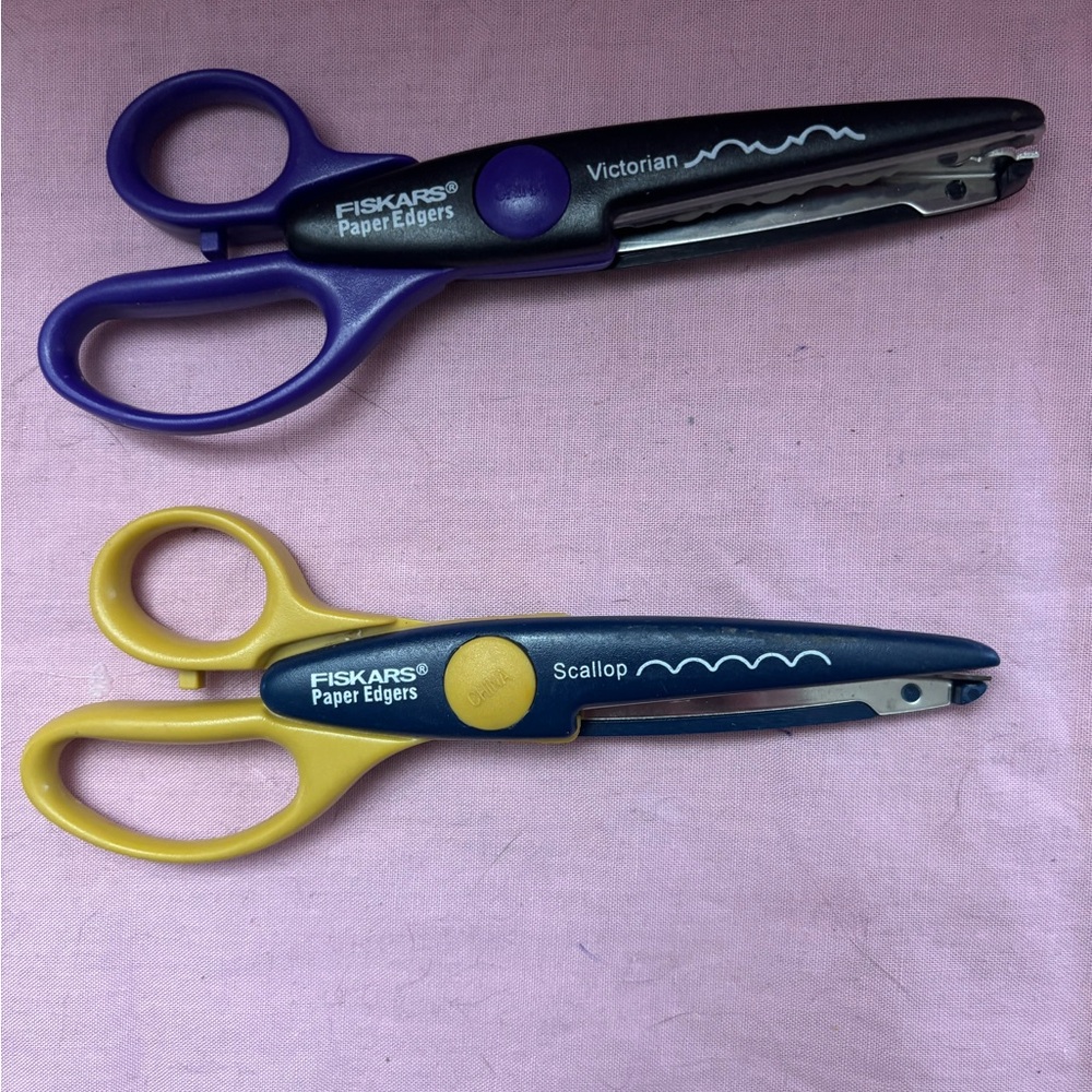Fiskars Paper Edgers Set scallop and Victorian edges.